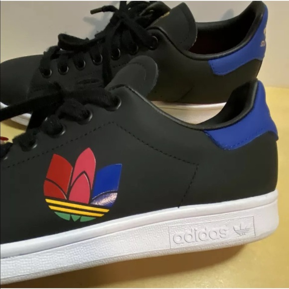 Adidas Stan Smith Black and Primary Color Logo Women’s Sneakers ( size 9) - Picture 3 of 13